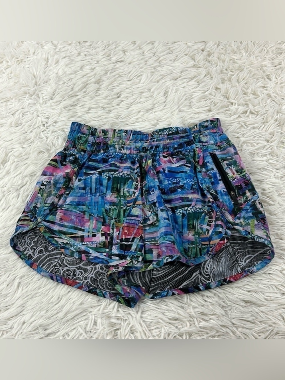 RARE Lululemon SeaWheeze 2018 Tracker Shorts